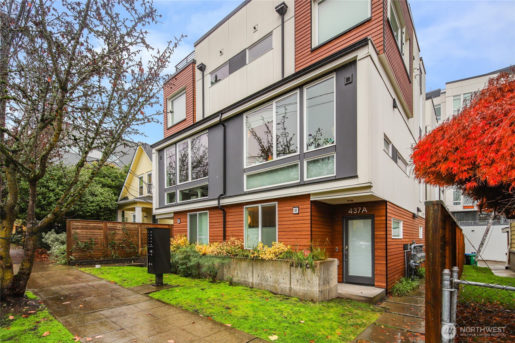 437 NE 73rd St B - Modern townhome exterior in Green Lake Seattle